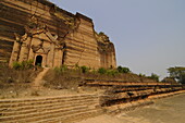 Uncompleted pagoda of Mingun, near Mandalay, Sagaing District, Myanmar, Asia