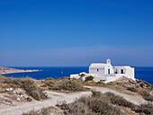 Orthodoxe Kapelle zur Erhöhung des Heiligen Kreuzes in der Nähe des Dorfes Akrotiri, Insel Santorin (Thira), Kykladen, Griechische Inseln, Griechenland, Europa