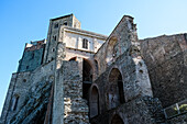 Detail der Sacra di San Michele, einer religiösen Anlage auf dem Berg Pirchiriano, an der Südseite des Val di Susa, Gemeinde Sant'Ambrogio di Torino, Metropolitanstadt Turin, Piemont, Italien, Europa