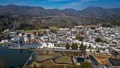 Luftaufnahme des historischen Dorfes Xidi, UNESCO-Weltkulturerbe, Xidi, Anhui, China, Asien