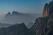 Hazy Taoist Sanqing Mountain, UNESCO World Heritage Site, Jiangxi, China, Asia