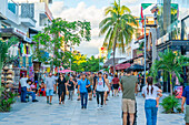 View of busy 5th Avenue, Playa del Carmen, Quintana Roo, Caribbean Coast, Yucatan Peninsula, Riviera Maya, Mexico, North America