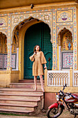 Woman in Jaipur, Rajasthan, India, Asia