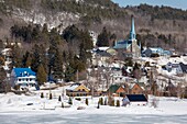 Kanada, Provinz Québec, Region Mauricie, Shawinigan und Umgebung, Dorf Grandes-Piles am Ufer des Saint-Maurice-Flusses