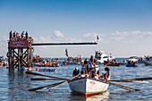 Vereinigte Staaten, Neuengland, Massachusetts, Cape Ann, Gloucester, Saint Peters Fiesta, Traditionelles Italienisches Fischereifest, Ruderwettbewerb im Seine-Boot