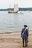 Vereinigte Staaten, Neuengland, Massachusetts, Cape Ann, Gloucester, Nachstellung der Schlacht von Gloucester, 8.-9. August 1775, die Schlacht überzeugte die Amerikaner von der Notwendigkeit der Gründung einer amerikanischen Marine zum Kampf gegen die Briten