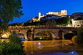 France, Gers, Auch, stop on El Camino de Santiago, the banks of the Gers and in the backgroung the Tour d'Armagnac and Sainte Marie Cathedral