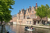 Belgien, Westflandern, Brügge, historisches Zentrum, von der UNESCO zum Weltkulturerbe erklärt, Dijver-Kanal