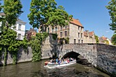 Belgien, Westflandern, Brügge, historisches Zentrum, das von der UNESCO zum Weltkulturerbe erklärt wurde, entlang des Groenerei-Kanals