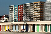 Frankreich, Pas de Calais, Opalküste, Le Touquet, Gebäude vom Strand aus gesehen