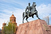 Armenia, Shirak region, Gyumri, historic district or Kumayri, general Andranik statue, national hero and Surp Nahatakac cathedral (Cathedral of the Holy Martyrs)