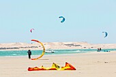 Marocco, Oued Ed-Dahab, Dakhla, view of a nautical spot of kite-surf in a desert