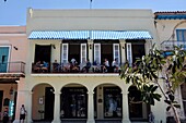 Cuba, Havana, Habana Vieja district, listed as World Heritage by UNESCO, bar and shop on Plaza Vieja