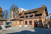 Frankreich, Essonne, Draveil, Cour Chapuis, städtische Gebäude