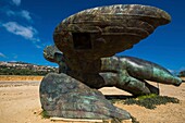 Italien, Sizilien, Agrigente, archäologischer Park des Tals der Tempel, von der UNESCO zum Weltkulturerbe erklärt, Tempel der Konkordie, Bronzestatue von Icare