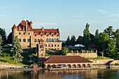 United States, New York State, Chippewa Bay, the island and the Singer family castle on the St. Lawrence River in the Thousand Islands