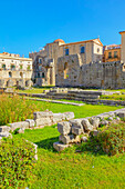 Überreste des Apollo-Tempels, Ortygia, UNESCO-Weltkulturerbe, Syrakus, Sizilien, Italien, Mittelmeer, Europa