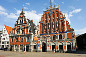 Haus der Schwarzhäupter und Schwabe-Haus, Rathausplatz, Ratslaukums, UNESCO-Weltkulturerbe, Riga, Lettland, Baltikum, Europa