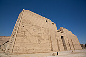 First Pylon, Medinet Habu, Mortuary Temple of Ramesses III, 1187-56 BCE, Ancient Thebes, UNESCO World Heritage Site, Luxor, Egypt, North Africa, Africa