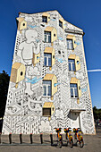 Mural painting by the Italian artist Millo, on the building opposite Hales Market, Pylimo Street 56, Vilnius, Lithuania, Europe