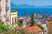 Elevated view of Naples and Amalfi Coast in background, Naples, Campania, Italy, Europe