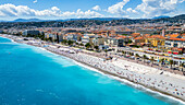 Luftaufnahme der Strandpromenade und der historischen Stadt, Nizza, UNESCO-Welterbe, Alpes Maritimes, Côte d'Azur, Frankreich, Europa