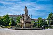 Pradier-Brunnen, Nîmes, Gard, Okzitanien, Frankreich, Europa