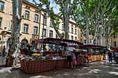 Markt im alten Stadtzentrum von Aix en Province, Bouches du Rhone, Provence-Alpes Maritimes-Cote d'Azur, Frankreich, Europa