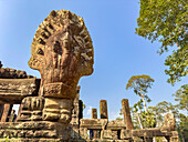 Bayon, the late 12th century state temple of king Jayavarman VII, UNESCO World Heritage Site, standing in the middle of Angkor Thom, Cambodia, Indochina, Southeast Asia, Asia