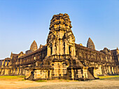 Angkor Wat, UNESCO-Weltkulturerbe, eine hinduistisch-buddhistische Tempelanlage bei Siem Reap, Kambodscha, Indochina, Südostasien, Asien