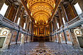 Spendid entrance hall, Reggia di Caserta (Royal Palace of Caserta), UNESCO World Heritage Site, Campania, Italy, Europe