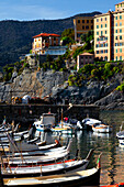 Camogli, ein Fischerdorf und Fremdenverkehrsort an der Westseite der Halbinsel Portofino, Camogli, Ligurien, Italien, Europa