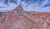 Eine spitze Spitze aus Bentonit im Hamilili-Tal am Südende des Petrified Forest National Park, Arizona, Vereinigte Staaten von Amerika, Nordamerika