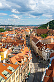 Kleinseite vom Glockenturm St. Nikolaus aus gesehen, UNESCO-Welterbe, Prag, Böhmen, Tschechische Republik (Tschechien), Europa