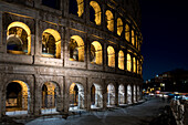 Detail des Kolosseums, eines elliptischen römischen Amphitheaters, UNESCO-Welterbestätte, Rom, Latium, Italien, Europa