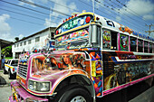 Diablo Rojo (Roter Teufel) Bus in Panama, Colon, Republik Panama, Mittelamerika