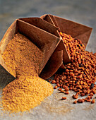 Ground and whole fenugreek