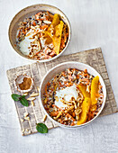 Carrot Cake Porridge mit Orange