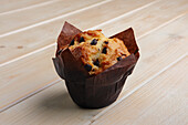 Muffin with chocolate chips
