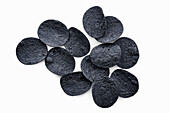 Black potato crisps