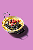 Dutch baby from the airfryer with berries