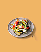 Summer vegetables from the Airfryer with yoghurt sauce