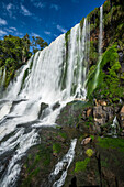 Die Bossetti-Fälle im Nationalpark Iguazu Falls in Argentinien. Ein UNESCO-Weltkulturerbe