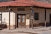 Spanisches Kolonialgebäude, in das die Leiche von General Lavalle nach seiner Ermordung in San Salvador de Jujuy gebracht wurde. Tilcara, Argentinien