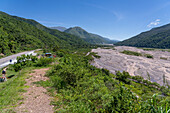 Der Fluss Rio Grande in der Provinz Jujuy, Argentinien, vom Rio Grande Overlook bei Leon aus gesehen