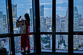 Stadtbild von Tokio von der Aussichtsetage des Tokyo Tower, Tokio, Japan