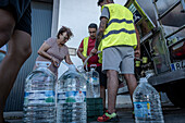 Drought, distribution of drinking water by tanker truck to the citizens of Pozoblanco. Due to the drought, the water from the La Colada reservoir has been declared unfit for human consumption. 80,000 people are affected in the Los Pedroches region, Córdoba, Spain