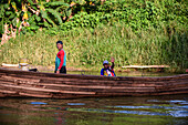 Boat tours in Don Diego River, Santa Marta, Colombia