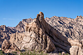 Die fantastische erodierte Landschaft des Naturmonuments Angastaco im Calchaqui-Tal in der Provinz Salta, Argentinien