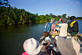 Bootsfahrt zur Vogelbeobachtung mit Colombia Photo Expeditions auf dem Fluss Don Diego, Santa Marta, Kolumbien